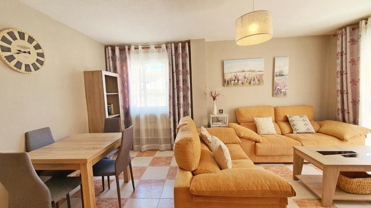 LES GAVINES - MIRAMAR Alquiler solo Familias Apartamento Exterior foto